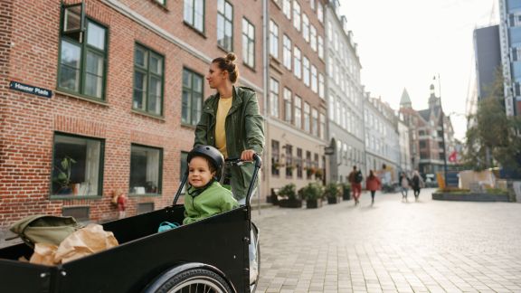 Cykler_med_barn_02_feature_576x324